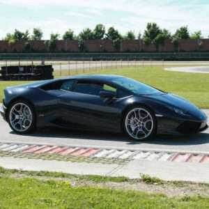 Idea regalo Guida una Ferrari ed una Lamborghini – Latina
