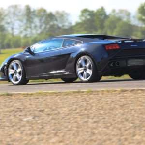 Idea regalo Guida una Lamborghini Gallardo sul Circuito di Vairano