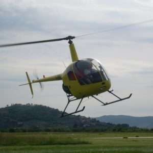 Idea regalo Pilota un Elicottero: Volo ai Comandi di un Elicottero – Arezzo